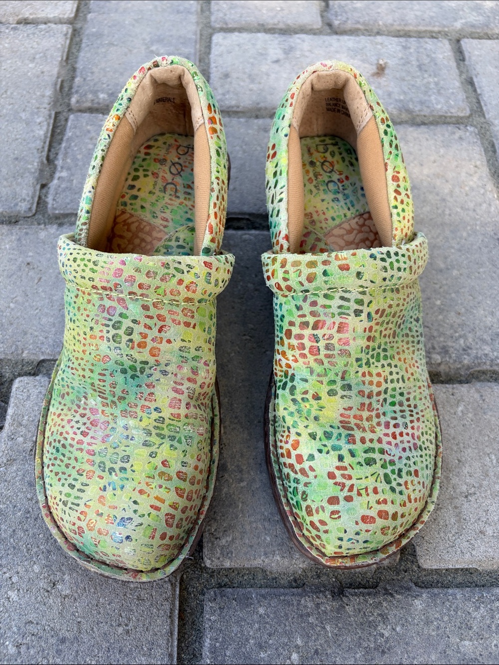 Green Multi-Color Patterned Clogs Shoes Size 8